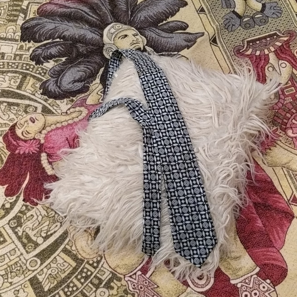 Men's tie